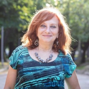 Miriam Lewin